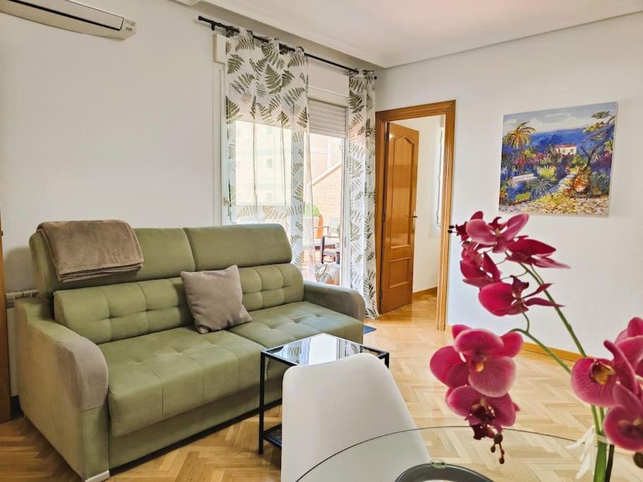 Apartamentos Turisticos Seviro Madrid Exterior photo